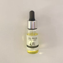 Load image into Gallery viewer, White Camellia Essential Oil 15ml
